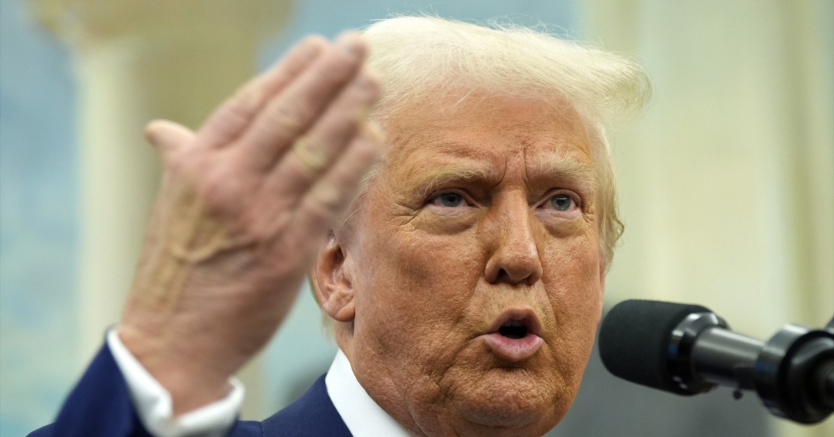 Mr. Trump talked to Russian and Ukraine leaders, saying that peace immediately began