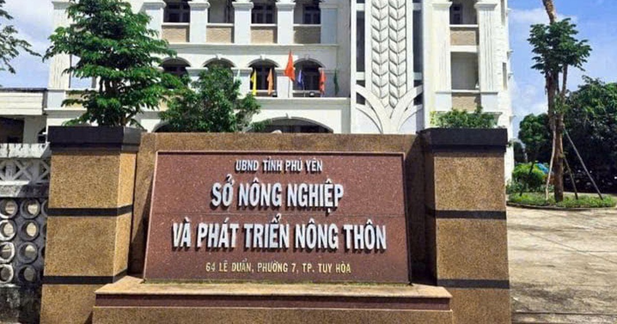 118 c&aacute;n bộ Sở NN-PTNT tỉnh Ph&uacute; Y&ecirc;n xin nghỉ hưu trước tuổi v&agrave; th&ocirc;i việc