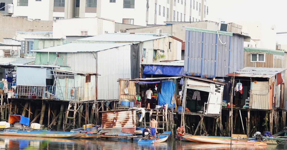 TP.HCM di dời gần 40.000 căn nh&agrave; ven k&ecirc;nh trong 5 năm tới