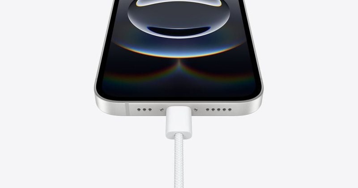 Vén màn thông số sạc nhanh của iPhone 16e