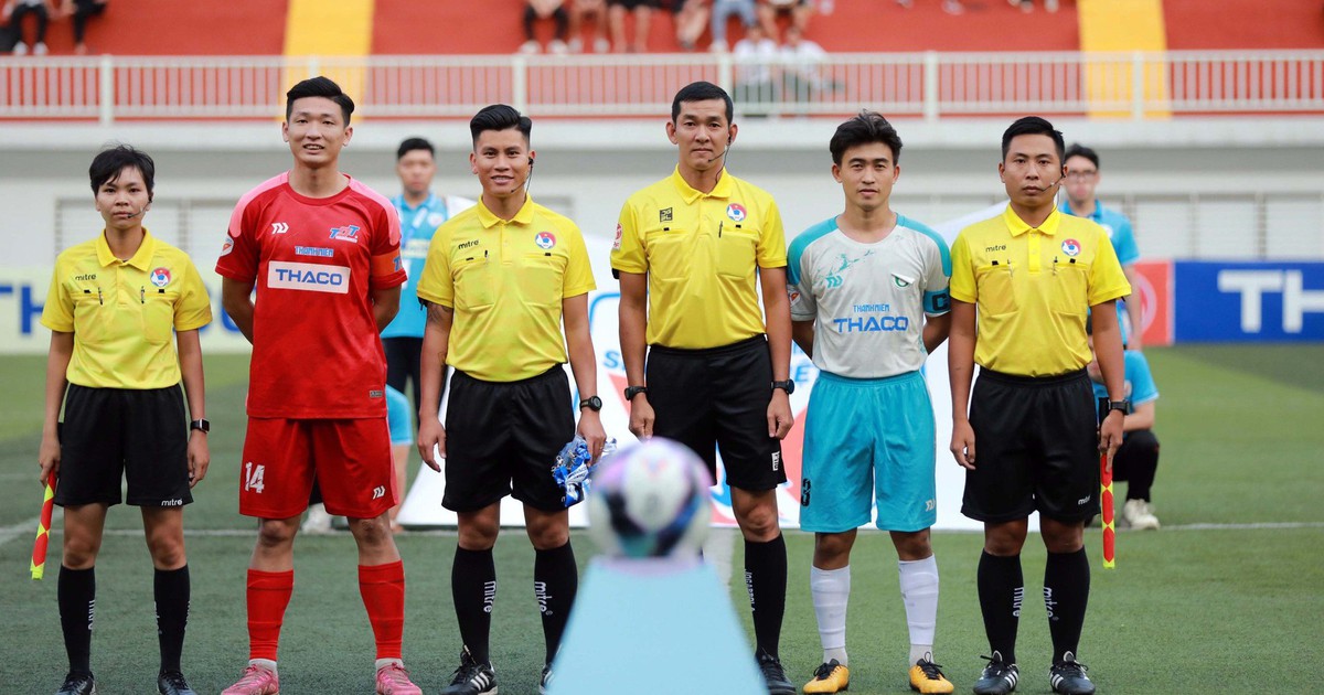 Cựu trọng tài FIFA, còi vàng làm nhiệm vụ tại giải bóng đá sinh viên Việt Nam