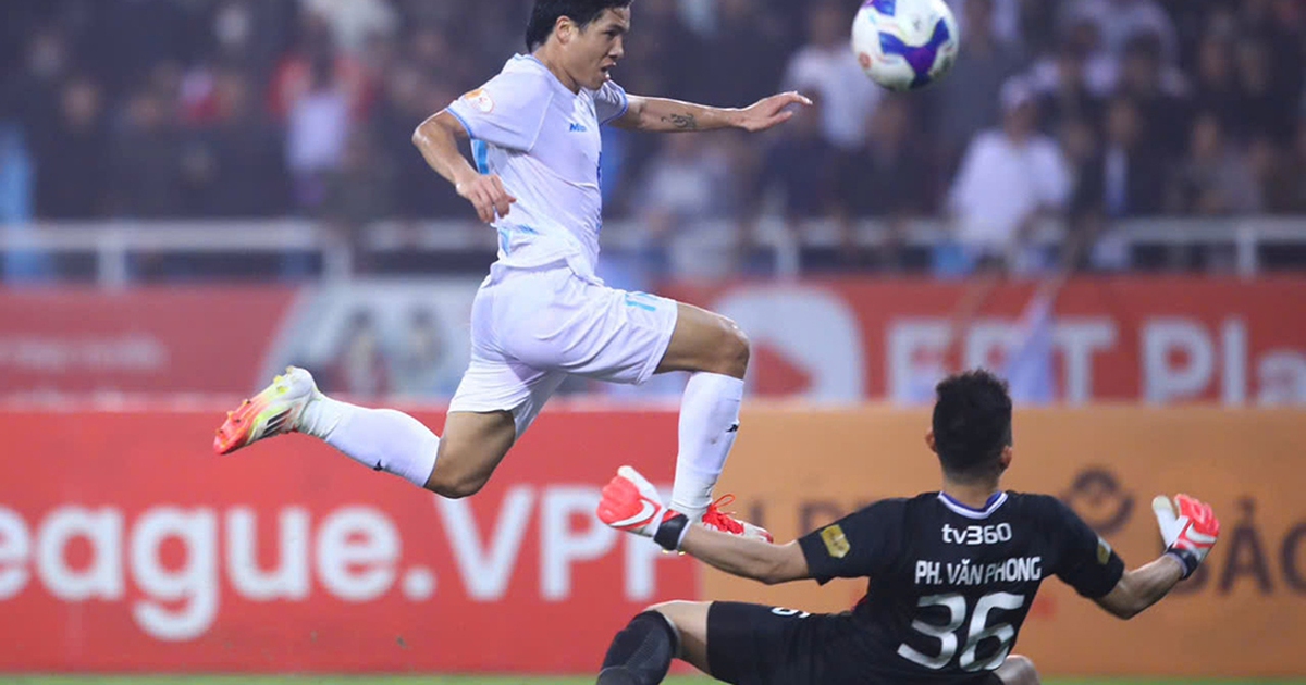 V-League càng hay, HLV Kim Sang-sik càng sung sướng