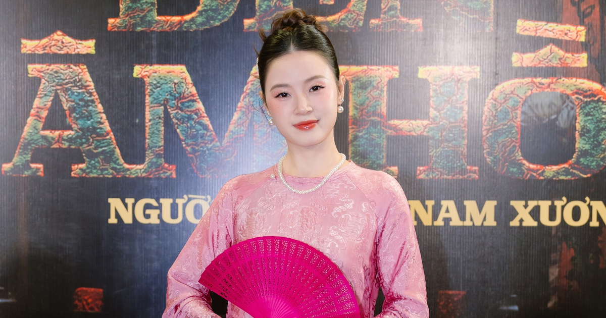 Midu lẻ bóng mừng 'trai đẹp' Phú Thịnh ra phim mới