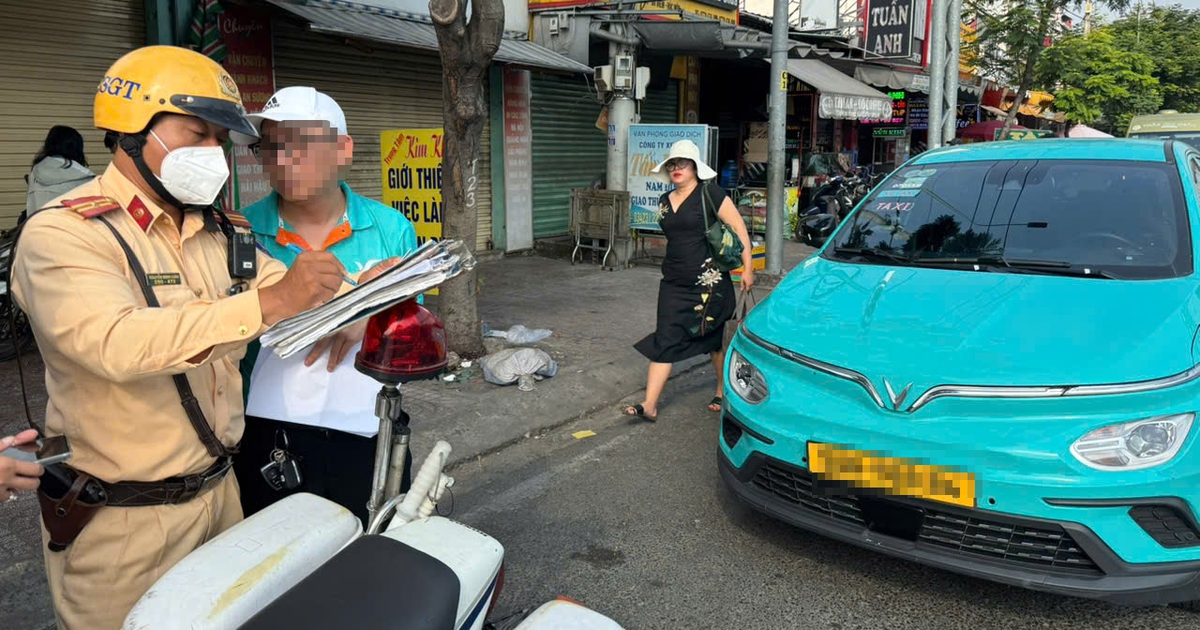 Tài xế Công Nghệ, Shipper Bị Phạt Vì Những Thói Quen Ngỡ Ngàng Khi Lái Xe