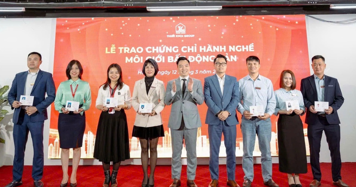Thiên Khôi Group tổ chức lễ trao chứng chỉ Hành nghề môi giới bất động sản