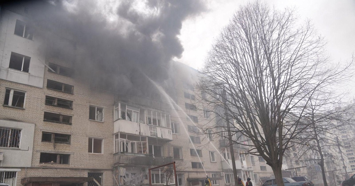 Chiến sự Ukraine ngày 1.127: Kyiv-Moscow tố nhau vi phạm thỏa thuận, Ukraine tung UAV mới