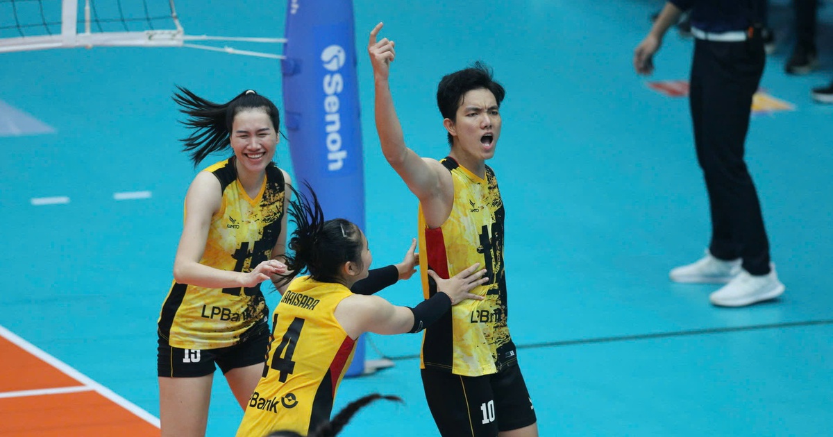 'Sếu vườn' Thanh Thúy đấu 'khủng long' Bích Tuyền tranh ngôi đầu giải bóng chuyền quốc gia