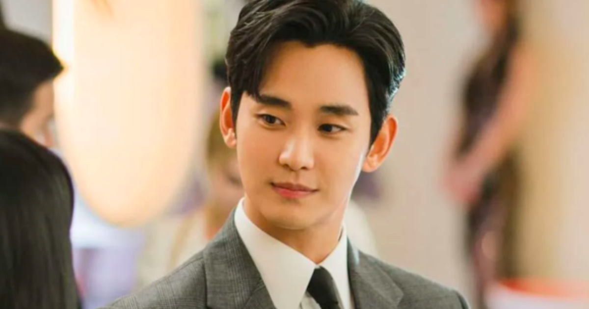 Kim Soo Hyun mất 1 triệu người theo dõi vì bê bối đời tư