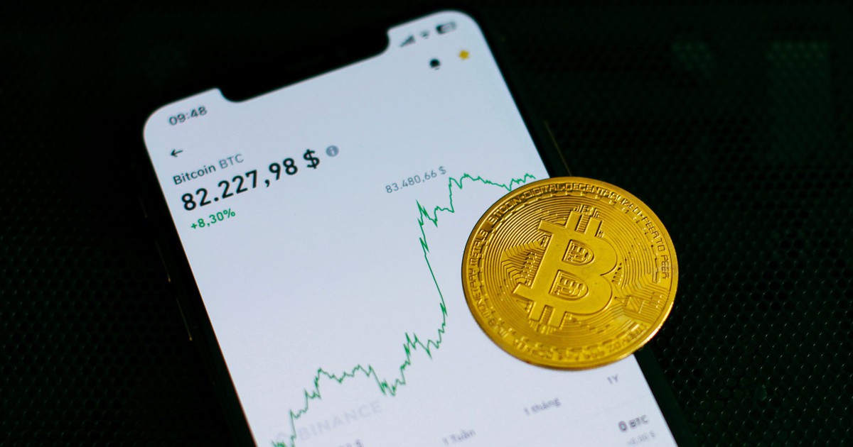 Giá Bitcoin tăng vọt sau khi ông Trump hoãn áp thuế 90 ngày