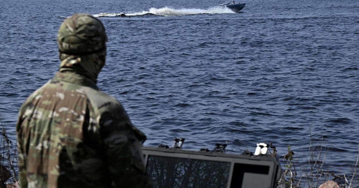 Ukraine-Nga không ngừng đọ sức 'vỏ quýt dày-móng tay nhọn' ở biển Đen