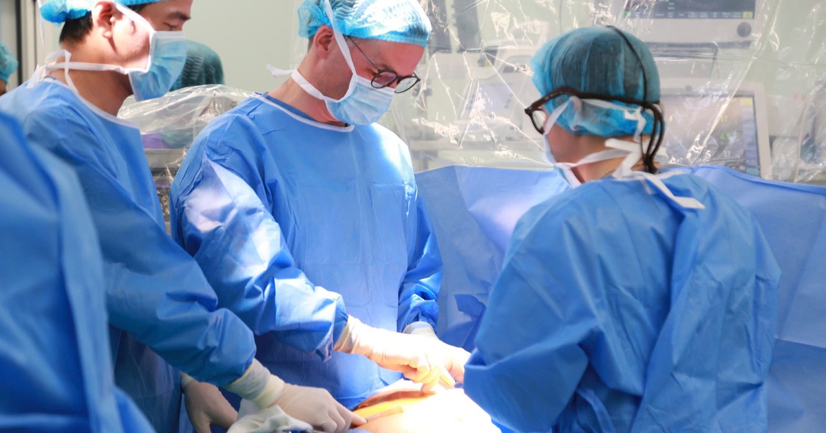 Cấy ghép thành công tim nhân tạo bán phần cho bệnh nhân suy tim nặng