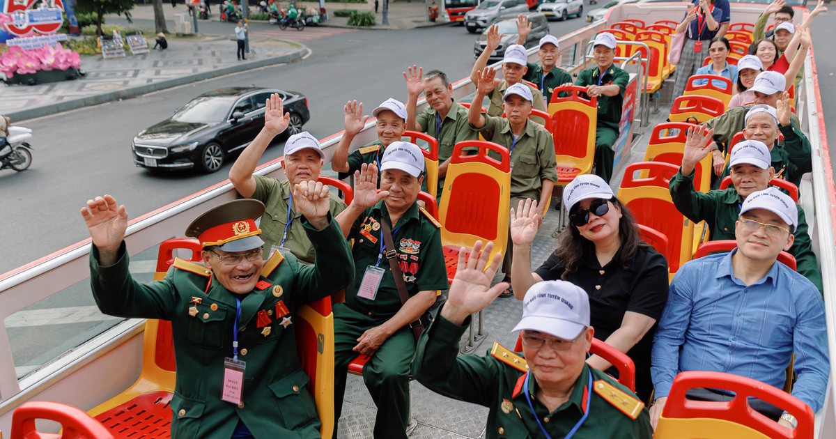 Cựu chiến binh khắp cả nước 'trở về thời hoa lửa' 1975 tại TP.HCM