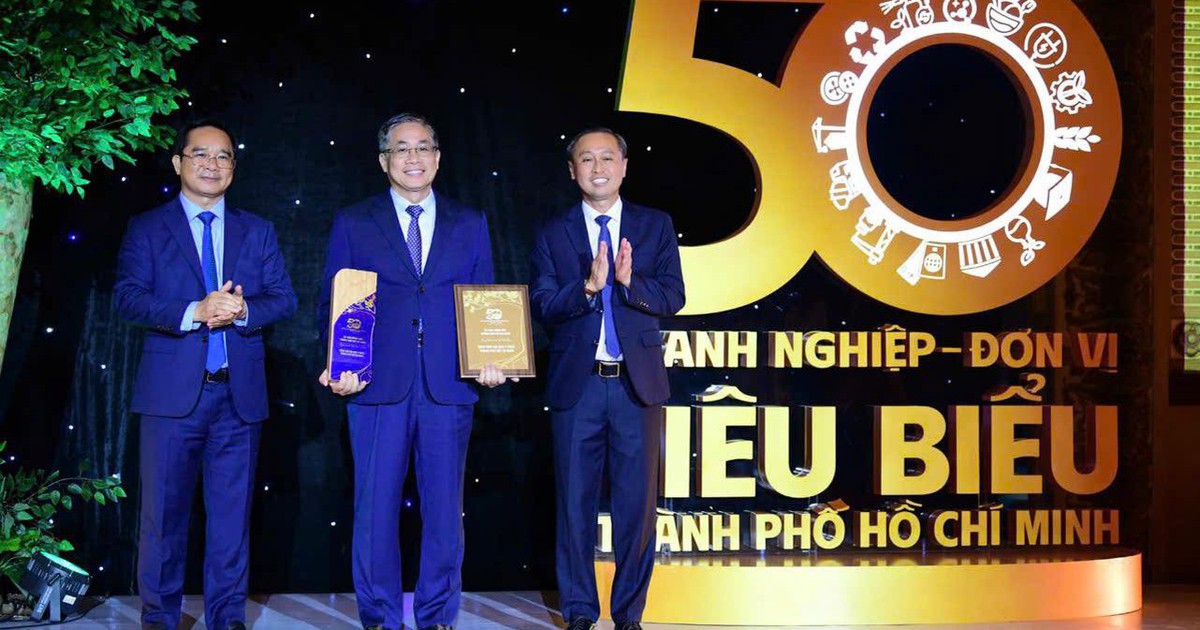 Bệnh viện Đại học Y Dược TP.HCM được vinh danh trong top 50 đơn vị tiêu biểu