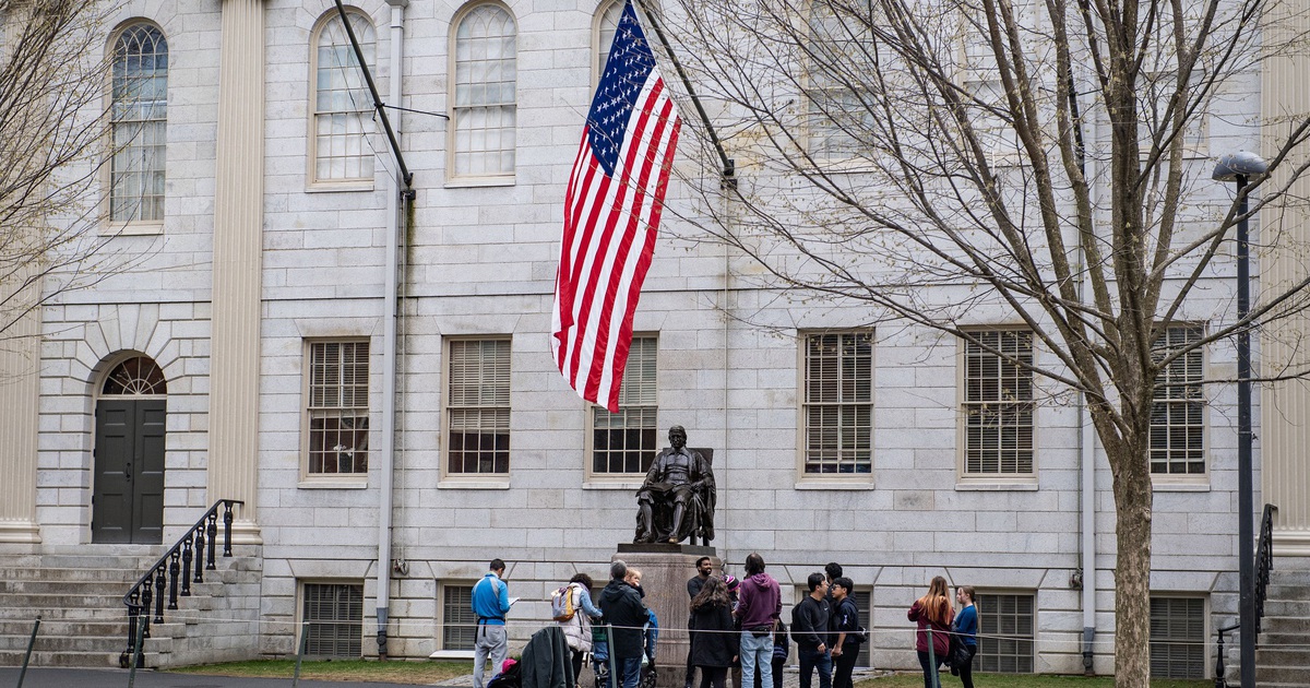 Chính quyền Trump: Đại học Harvard có thể mất khả năng tuyển sinh viên nước ngoài