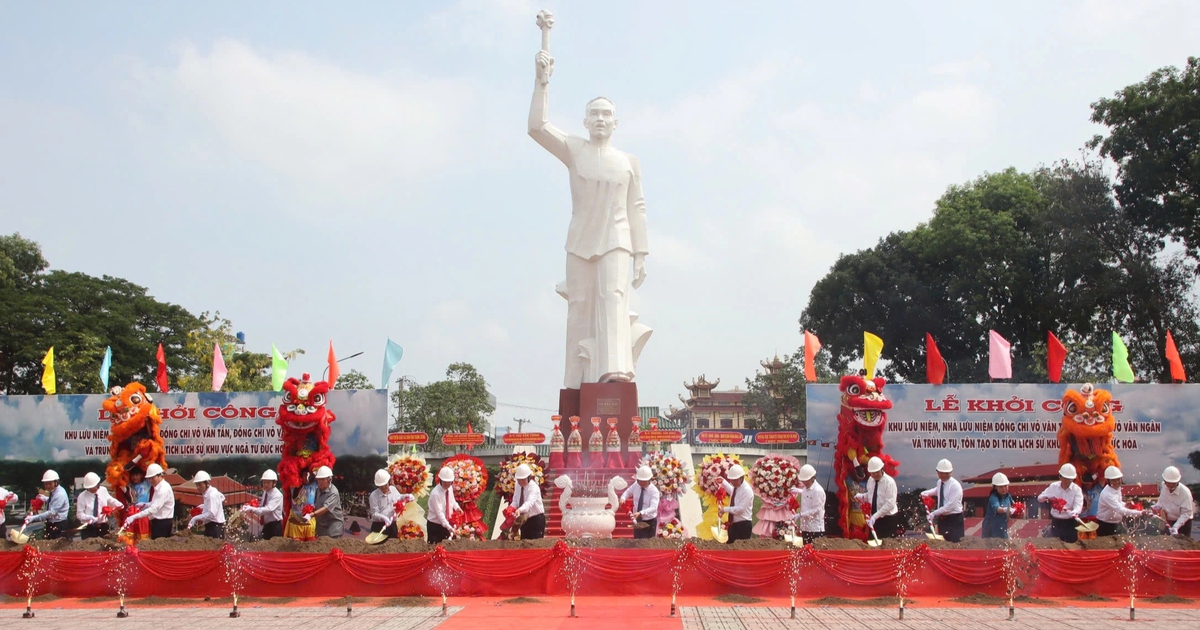 Xây dựng nhà lưu niệm Võ Văn Tần, Võ Văn Ngân