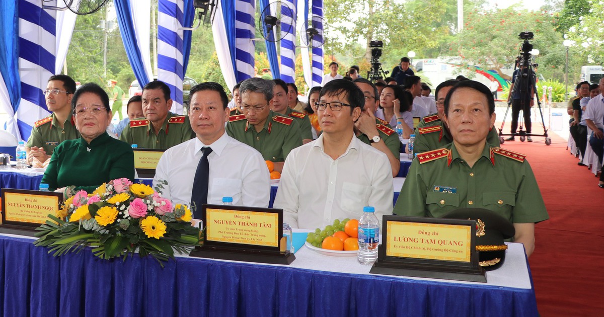 Đại tướng Lương Tam Quang dự lễ khánh thành dự án tu bổ căn cứ T.Ư Cục miền Nam