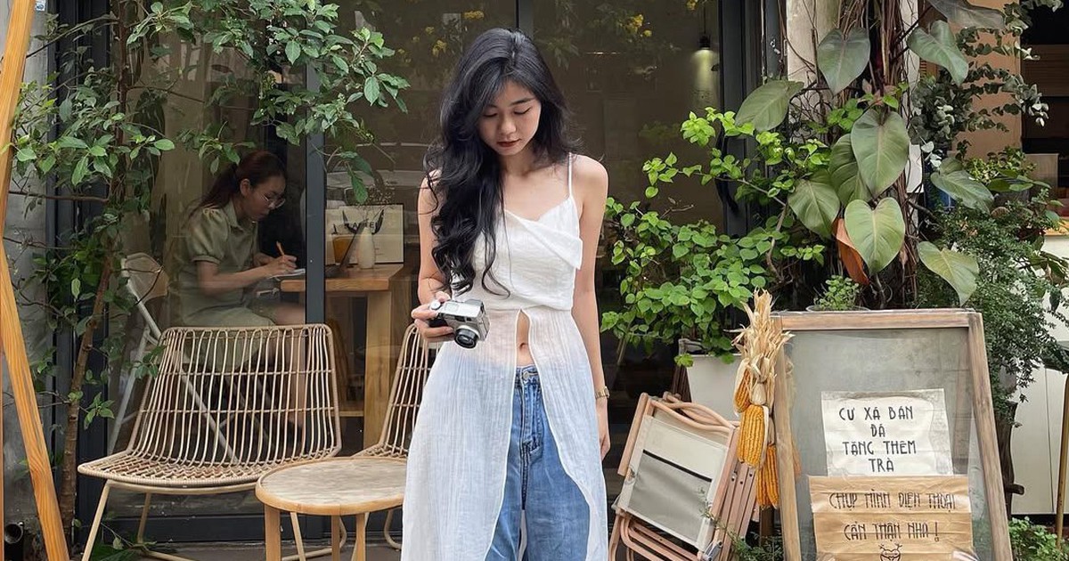 Hạ nhiệt ngày hè với những chiếc áo xẻ tà đầy tôn dáng