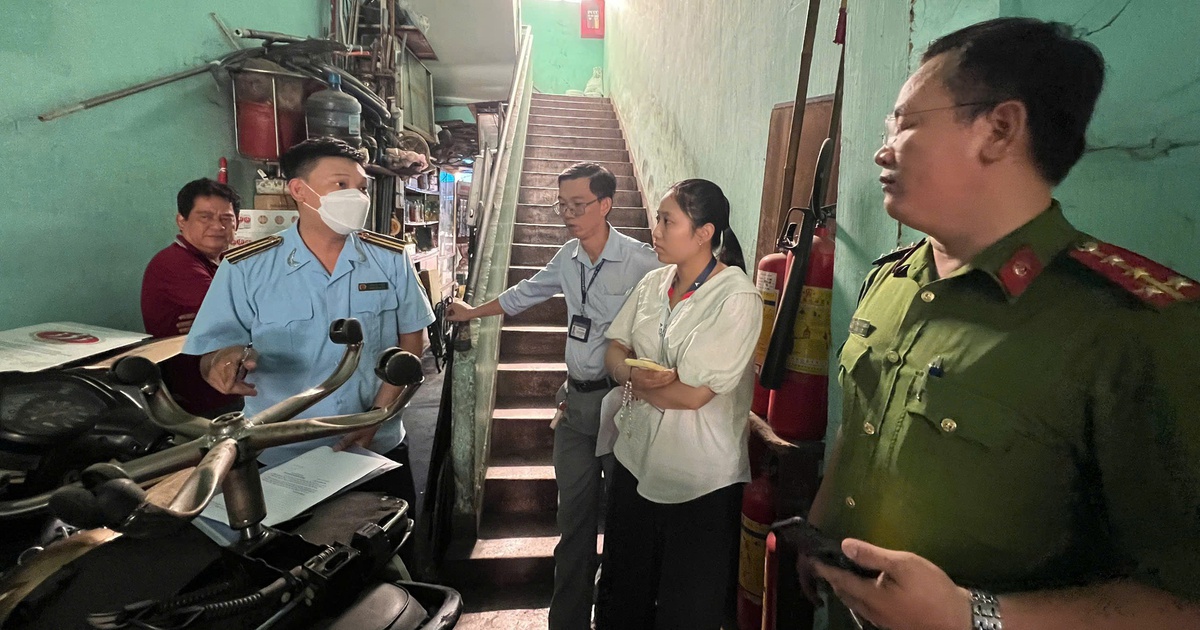 Cát cứ thu phí đỗ xe "lụi": Xử lý 7 bãi xe vi phạm PCCC