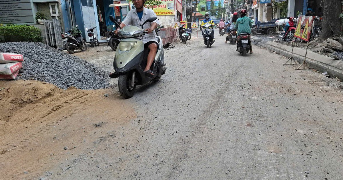 Thi công vỉa hè nhếch nhác