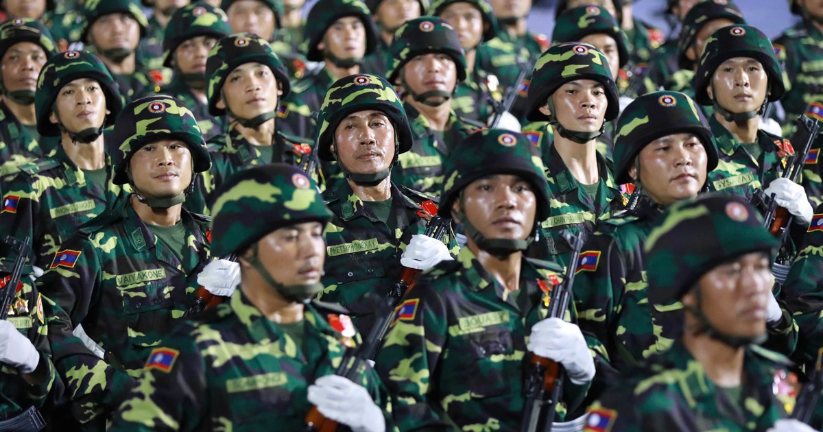 Hợp luyện diễu binh, diễu hành ở TP.HCM: Quân đội Lào, Campuchia cùng tham gia