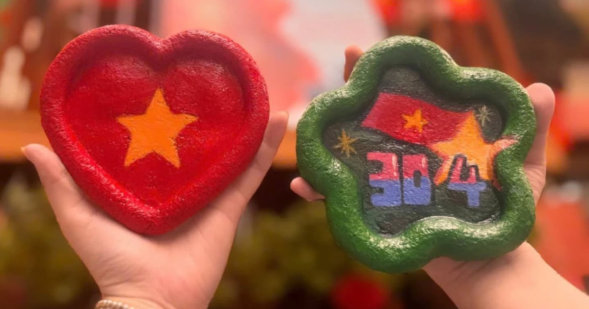 Tràn ngập vật phẩm trang trí đại lễ 30.4