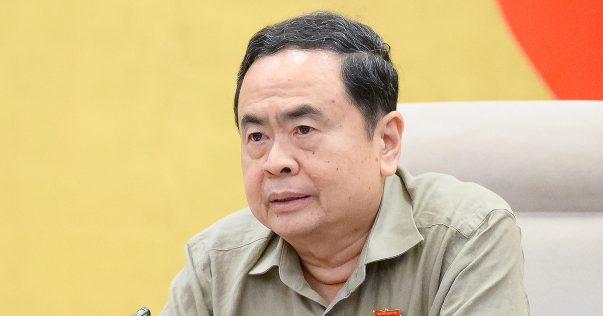 Chủ tịch Quốc hội: 'Cắt giảm thủ tục, không tạo thêm áp lực cho doanh nghiệp'