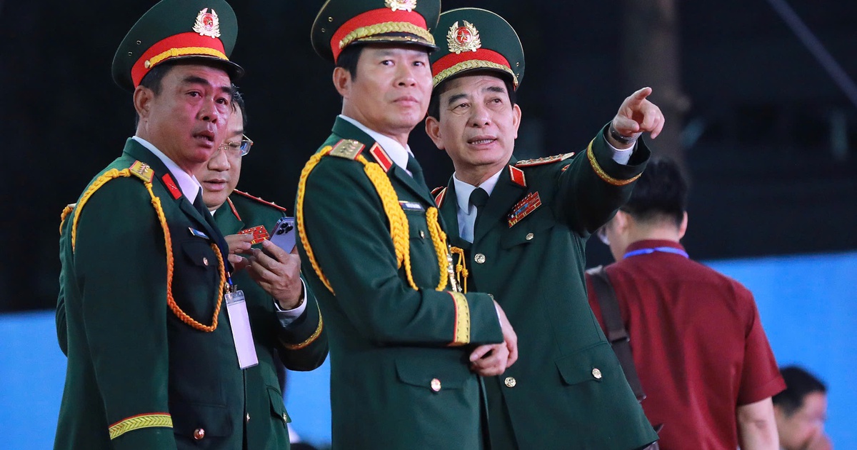 [CẬP NHẬT] Tổng duyệt diễu binh 30.4 trên đường Lê Duẩn ở TP.HCM
