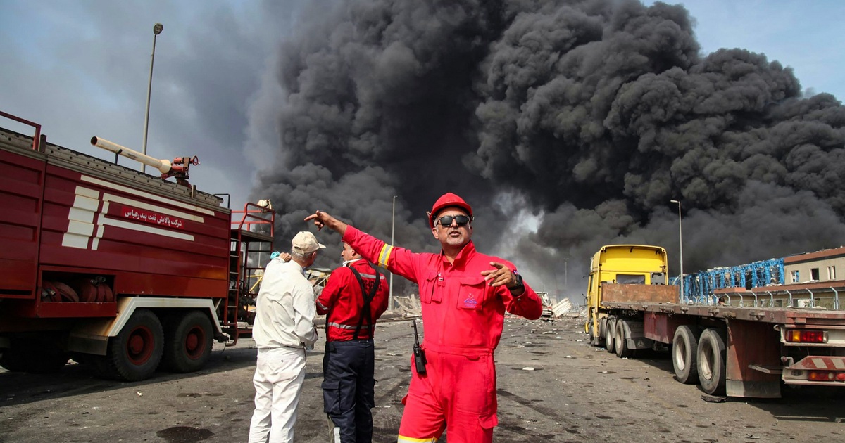 Ông Putin nói Nga sẵn sàng hỗ trợ Iran sau vụ nổ cực lớn ở cảng