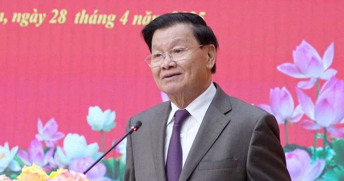 Tổng Bí thư, Chủ tịch nước Lào Thongloun Sisoulith thăm và làm việc với Quân khu 4