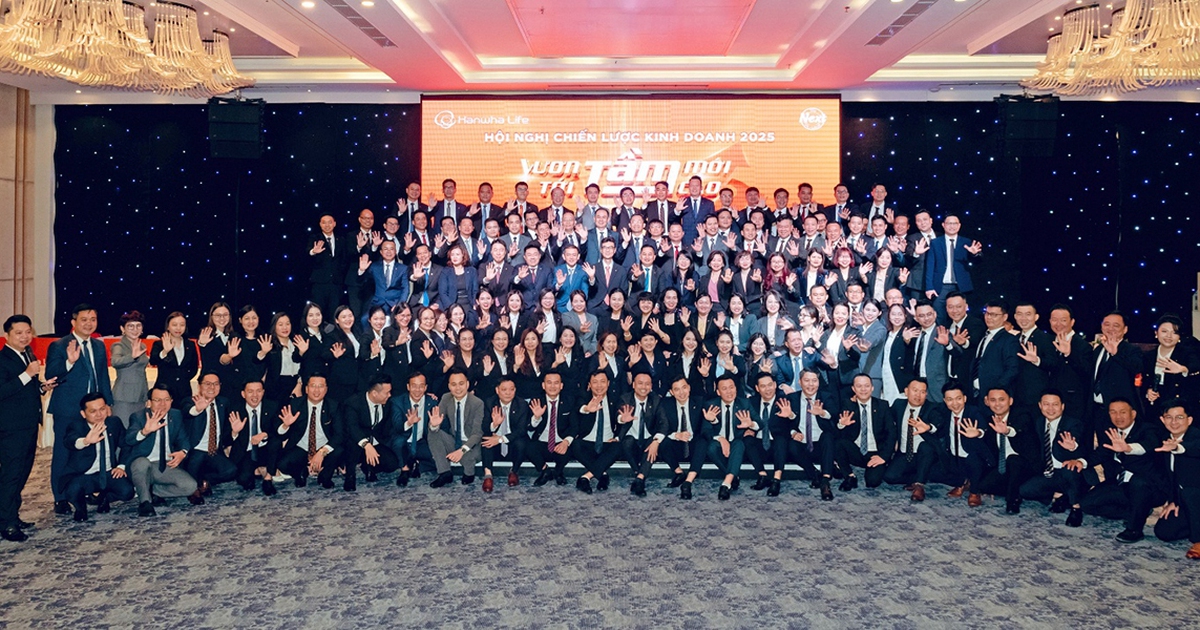 Trang trọng hội nghị chiến lược kinh doanh năm 2025 của Hanwha Life Việt Nam