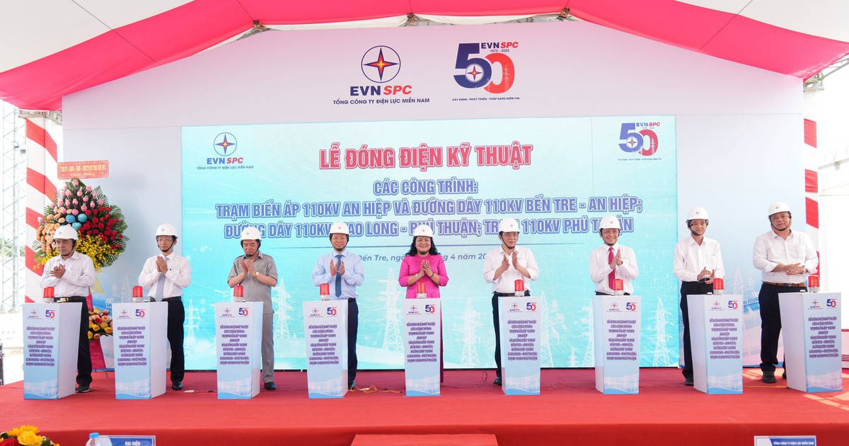 EVNSPC đóng điện kỹ thuật 3 công trình trọng điểm tại Bến Tre