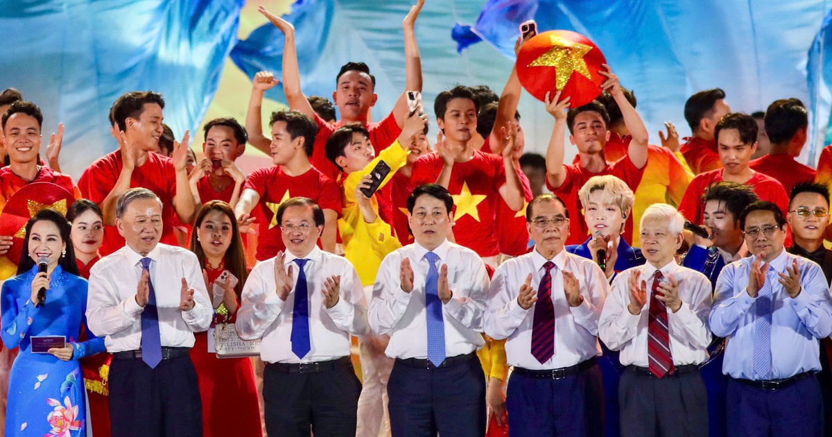 Chương trình nghệ thuật đặc biệt 'Mùa xuân thống nhất'