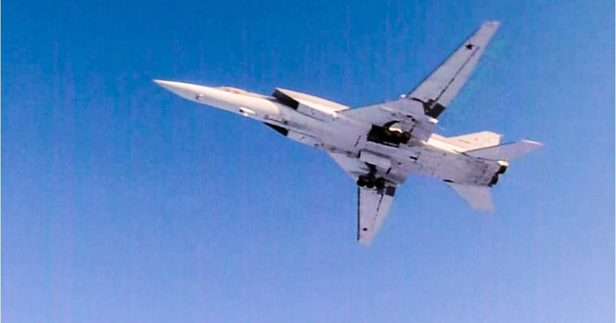 Máy bay ném bom chiến lược Nga Tu-22M3 rơi