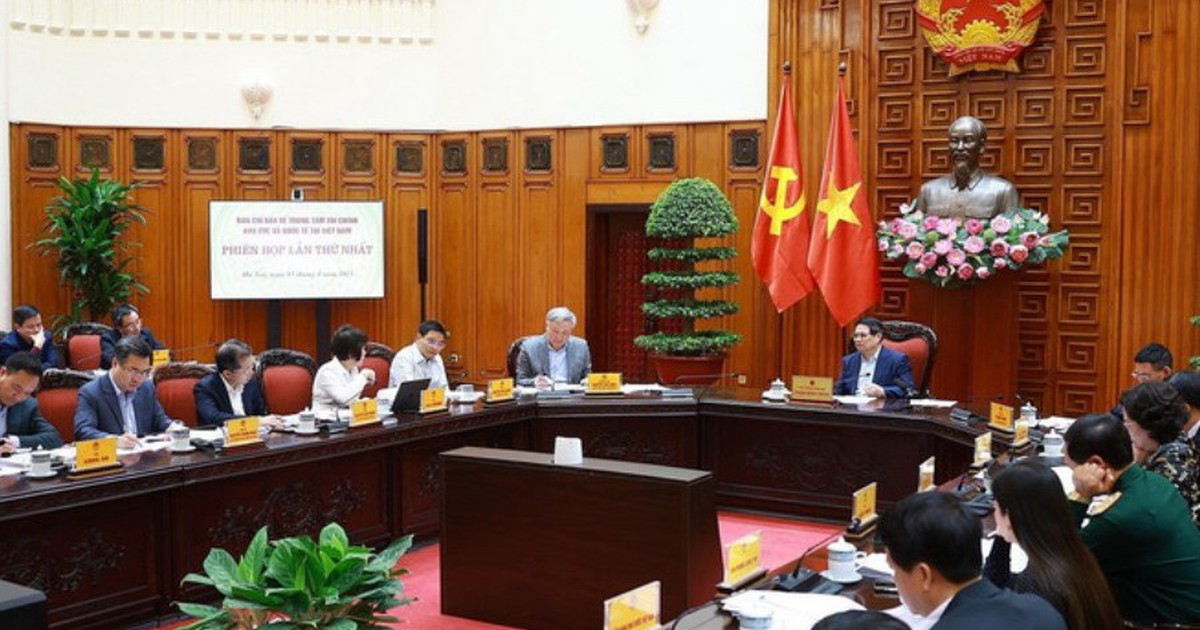 Cần chính sách vượt trội xây dựng trung tâm tài chính TP.HCM, Đà Nẵng