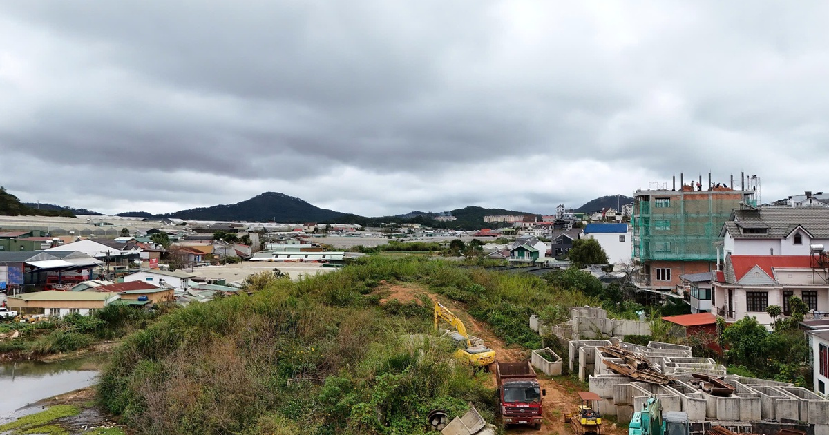 Đà Lạt: Tuyến đường 1,7 km sau hơn 3 năm chỉ hoàn thiện được gần 500 m