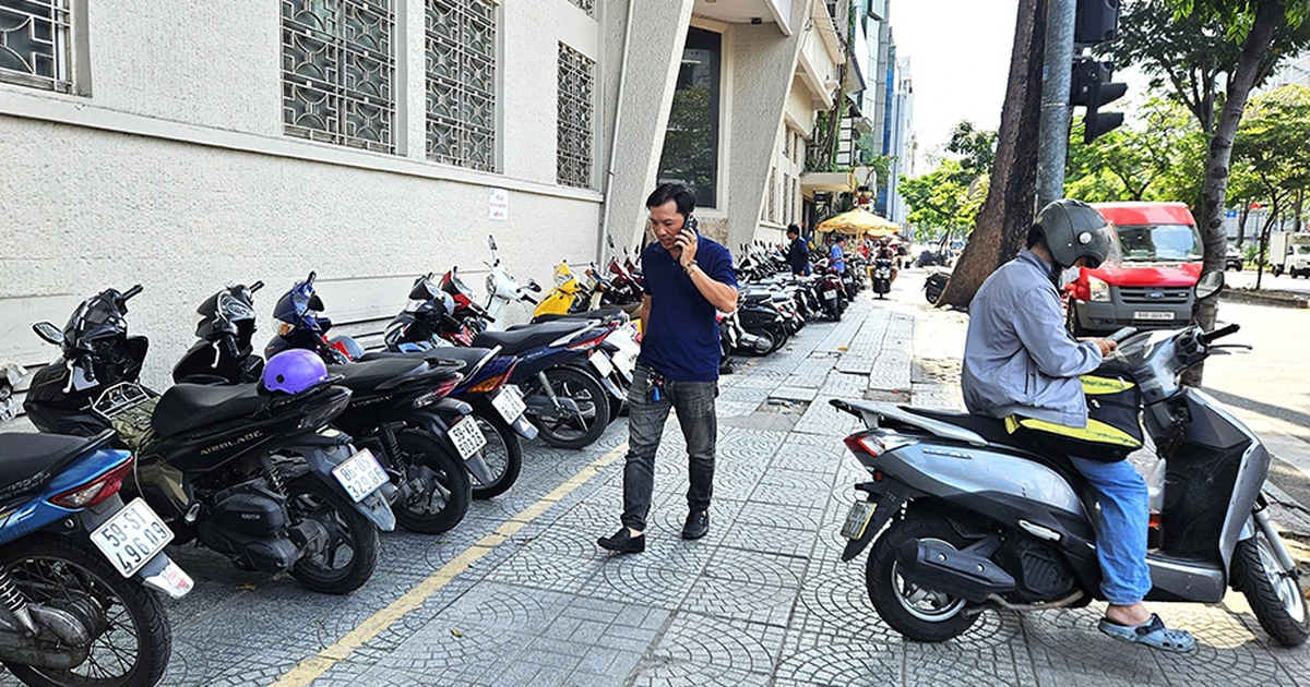 Cát cứ thu phí đỗ xe 'lụi': Quyết liệt xử lý, vỉa hè sẽ ngăn nắp