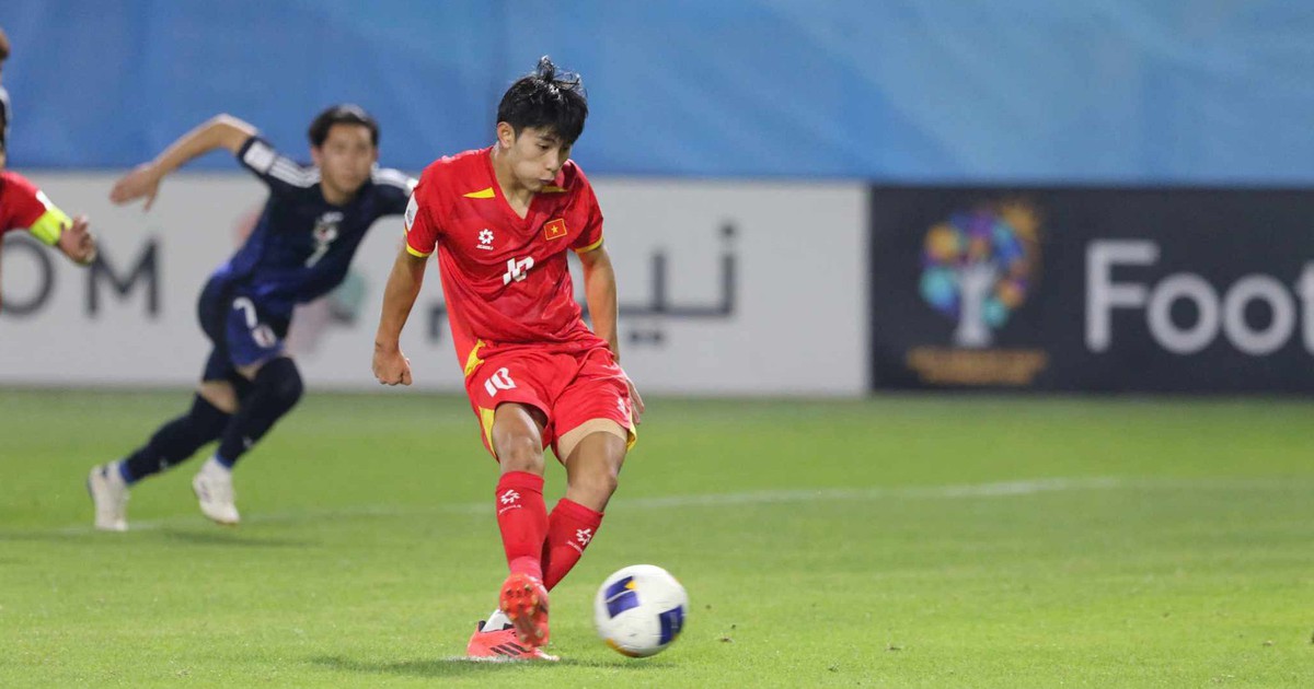 U.17 Việt Nam giành điểm đầy cảm xúc trước đối thủ cực mạnh Nhật Bản: Bàn thắng quý hơn vàng!