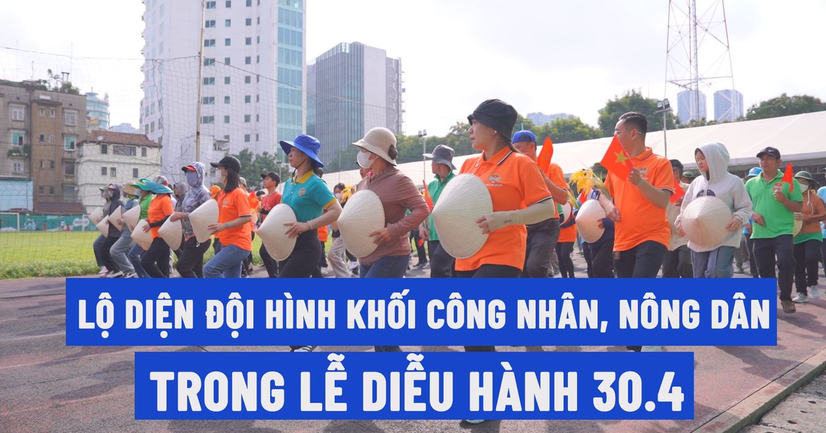 Công nhân, nông dân TP.HCM tạm gác công việc, nỗ lực luyện tập diễu hành 30.4