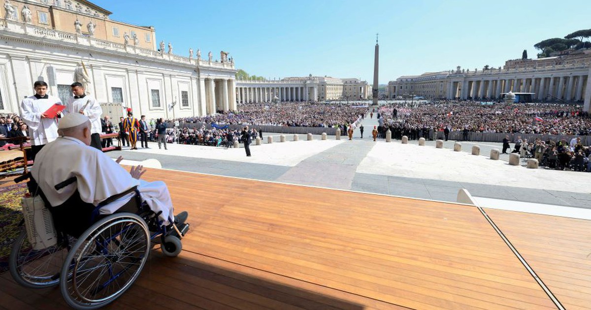 Sức khỏe của Giáo hoàng Francis khởi sắc