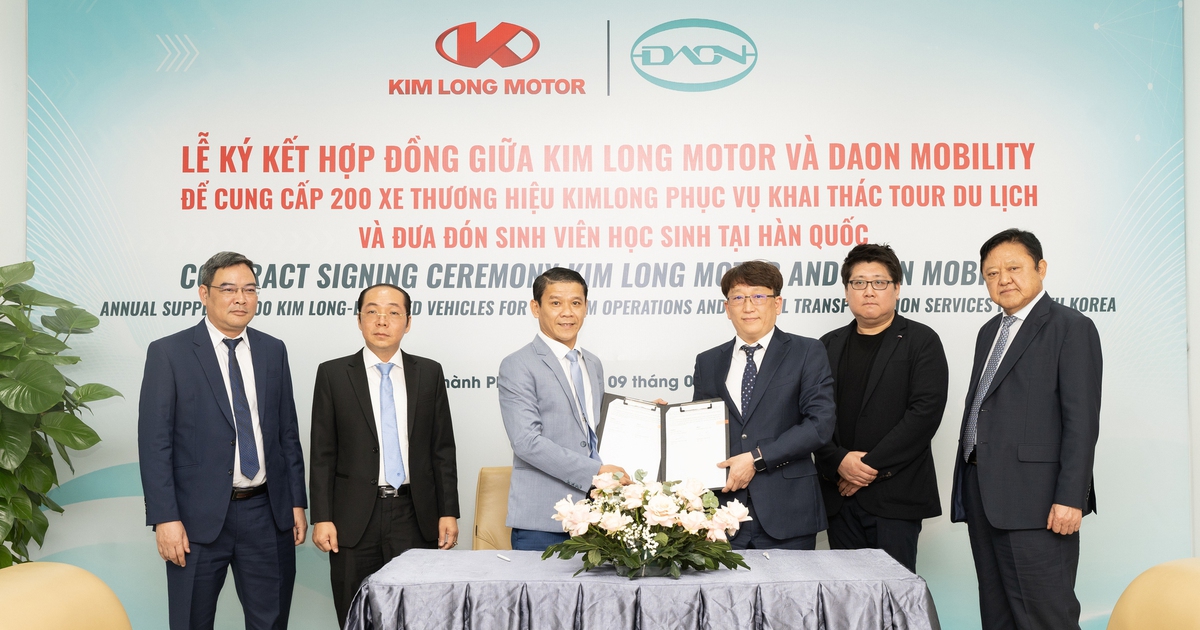 Kim Long Motor Huế xuất khẩu 200 xe buýt thuần điện sang Hàn Quốc