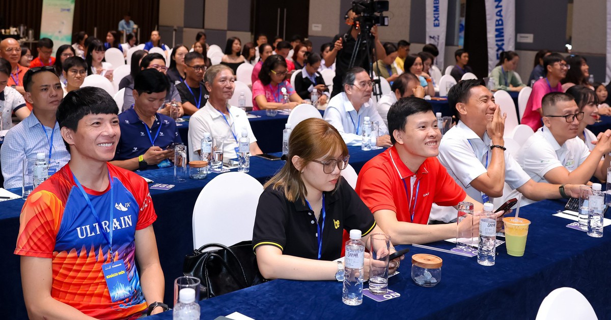 Sức hút ngày càng lớn của giải chạy đêm TP.HCM lần 4