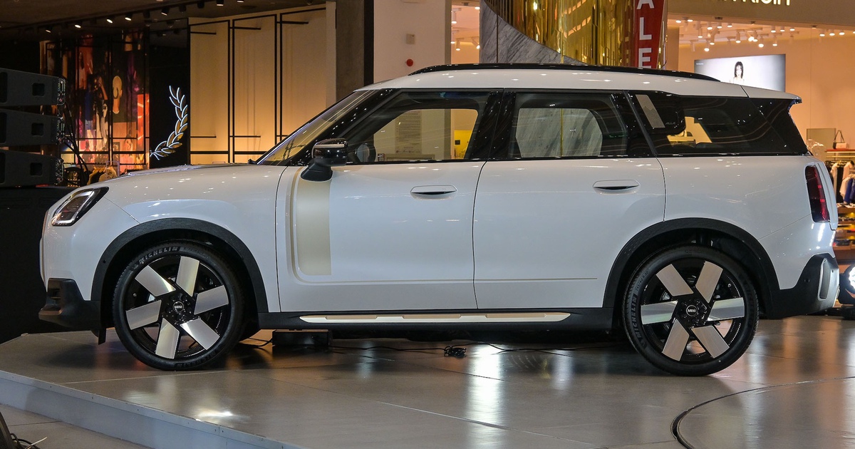 MINI Countryman 2025 'lột xác' thiết kế, giá từ 2,6 tỉ đồng