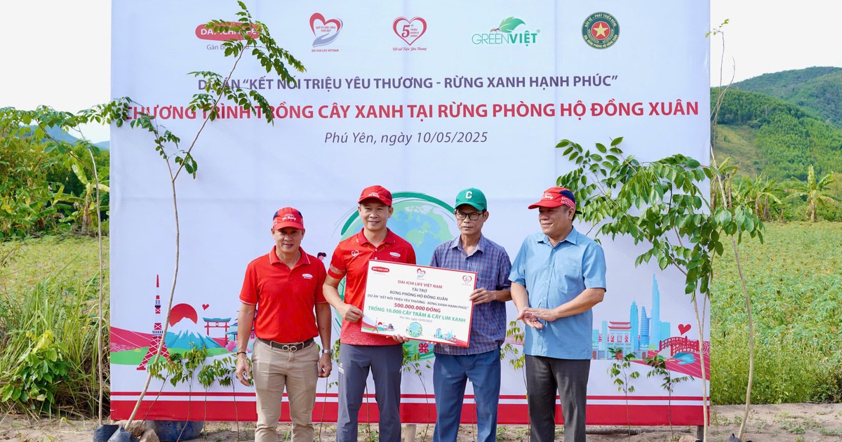 Dai-ichi Life Việt Nam triển khai trồng hơn 10.000 cây xanh tại Rừng phòng hộ Đồng Xuân