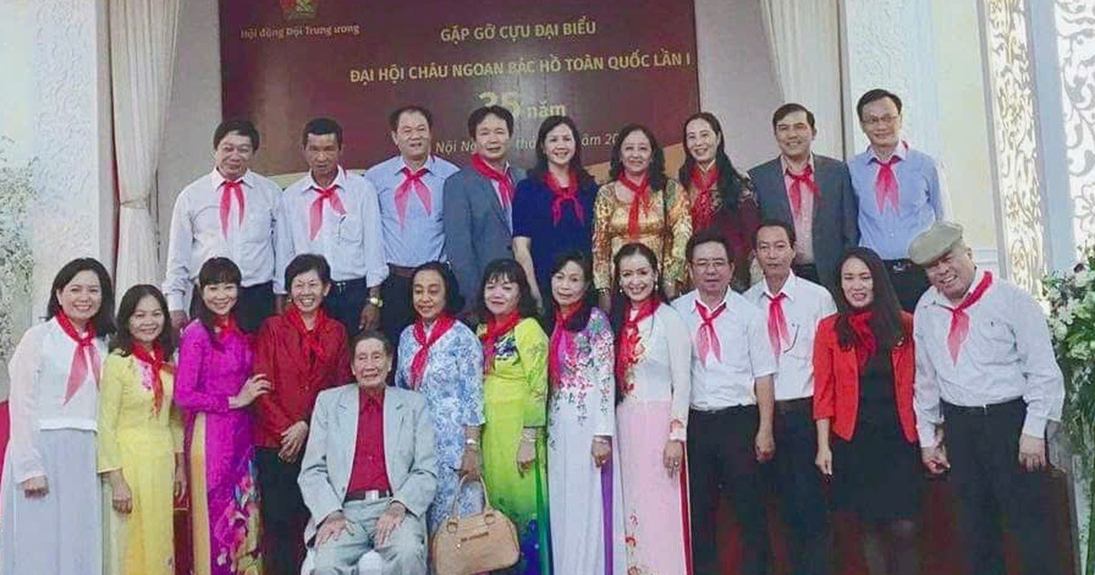 Những Gương Mẫu Thiếu Nhi Vĩ Đại: Hành Trình Từ Danh Hiệu 'Cháu Ngoan Bác Hồ' Đến Thành Công Rực Rỡ
