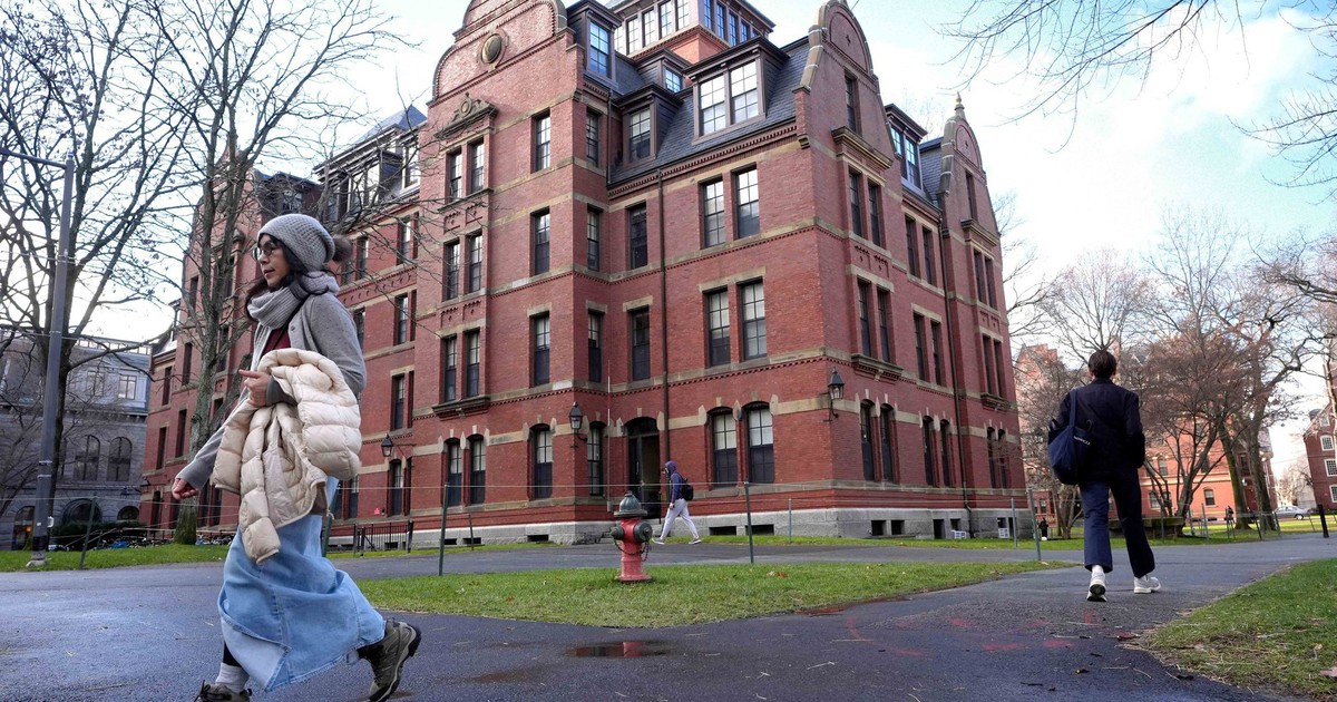 Đại học Harvard mở rộng vụ kiện chống Nhà Trắng