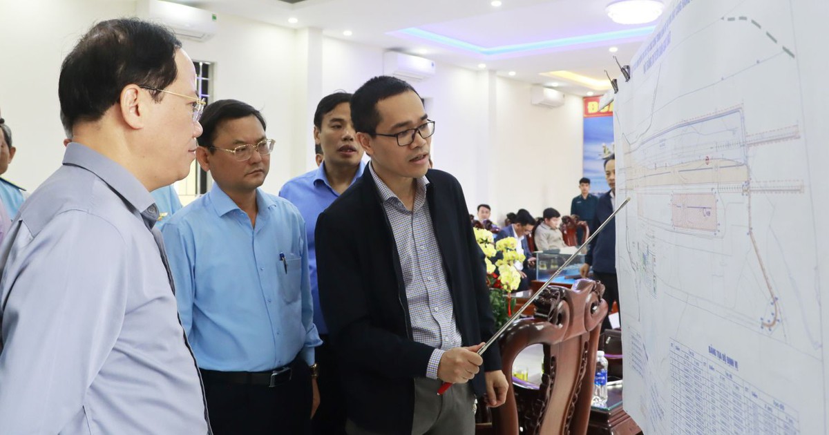Tăng tốc dự án đường băng số 2 Cảng hàng không Phù Cát