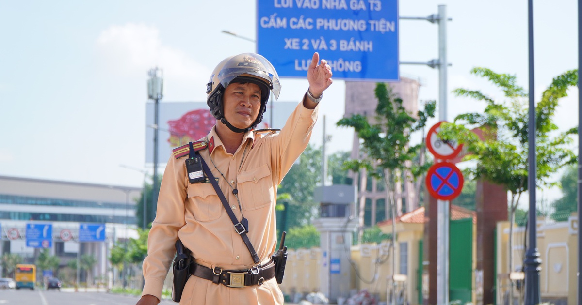 Ô tô, xe máy đi vào nhà ga T3 sân bay Tân Sơn Nhất thế nào?