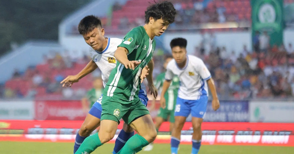 VAR chứng kiến PVF-CAND đấu Công Phượng và Bình Phước: Đại chiến tranh vé play-off