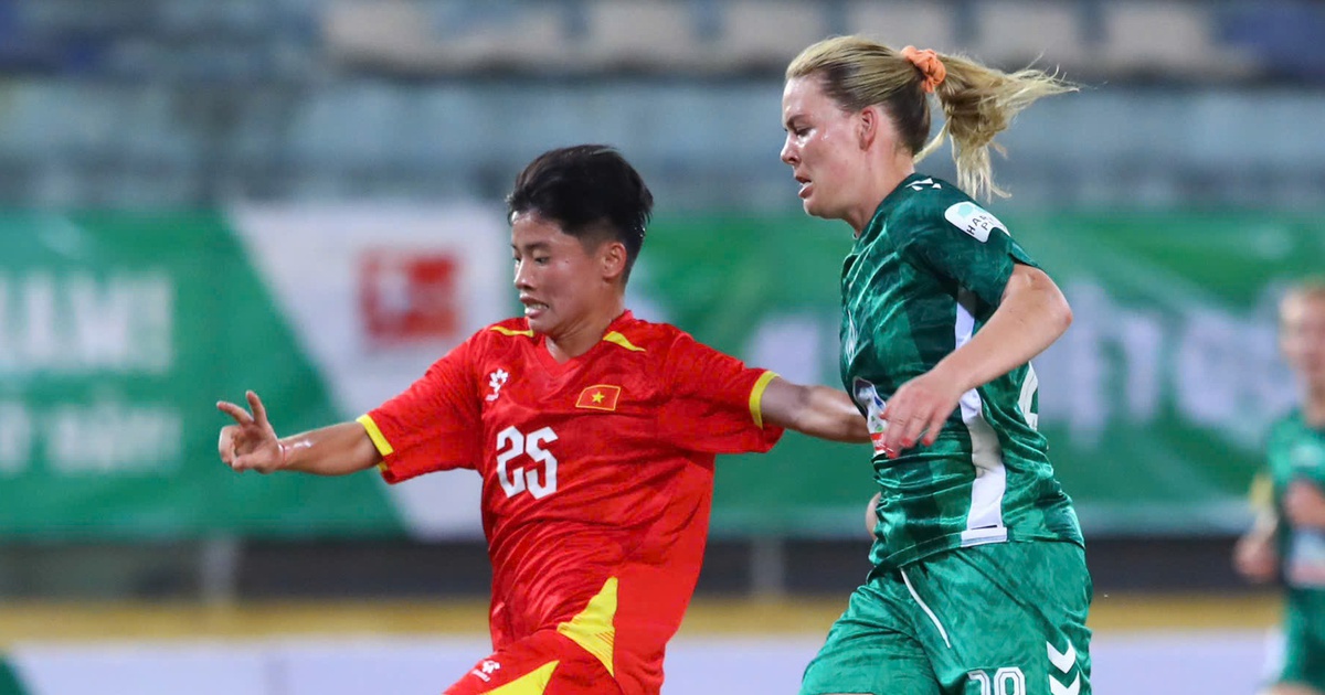 Đội tuyển nữ Việt Nam thua đậm Werder Bremen: Ghi được bàn, có bài học quý