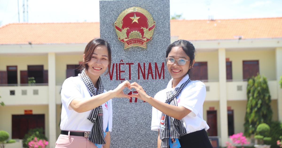 Thăm những người hùng bảo vệ Tổ quốc